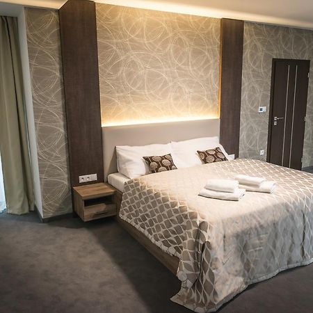 Guest House Frizzante Turčianske Teplice Eksteriør billede