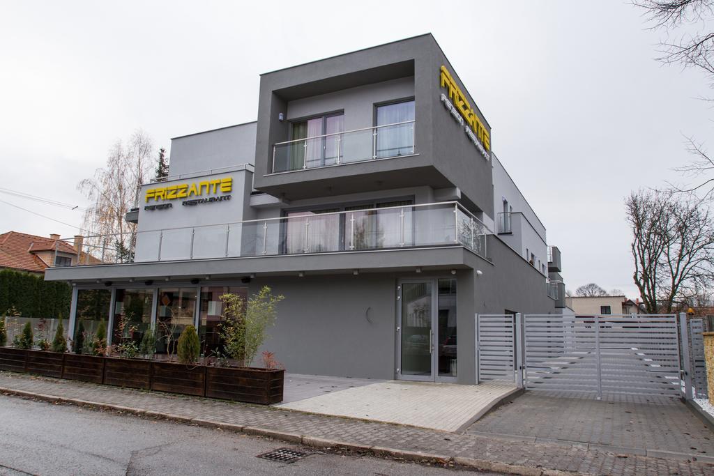 Guest House Frizzante Turčianske Teplice Eksteriør billede