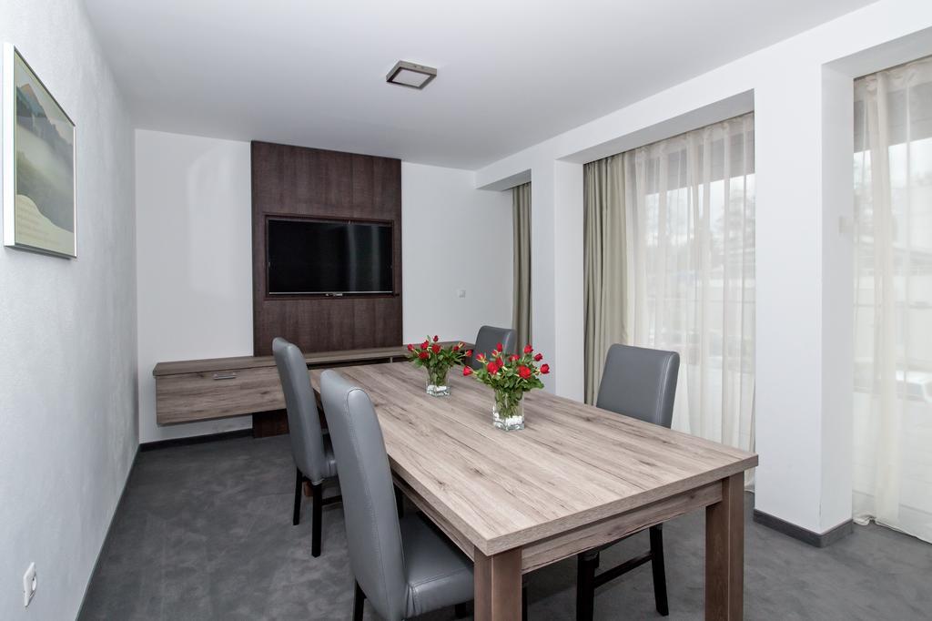 Guest House Frizzante Turčianske Teplice Værelse billede