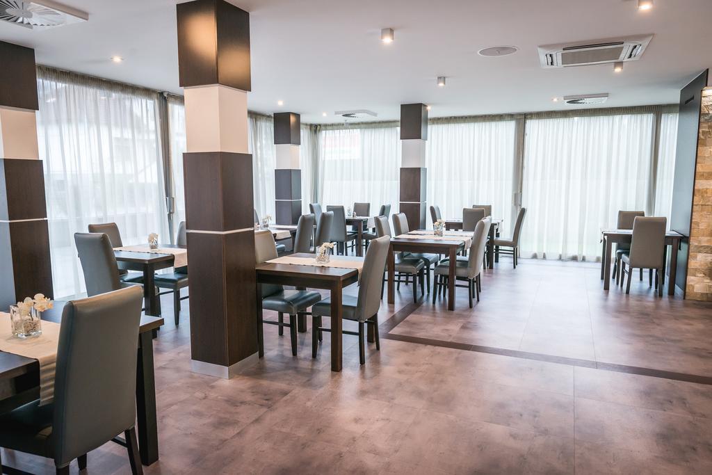 Guest House Frizzante Turčianske Teplice Eksteriør billede